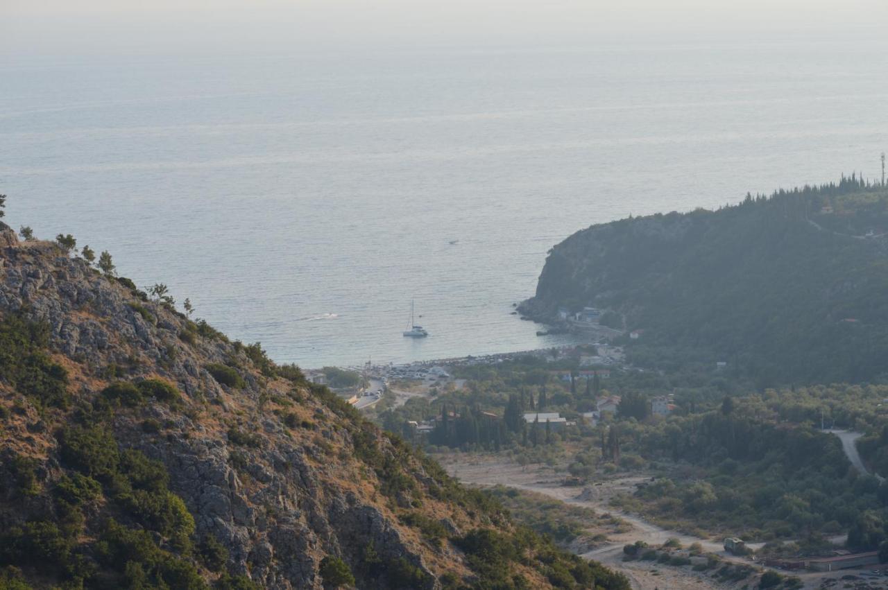 Tolis Rooms Himare Exterior foto