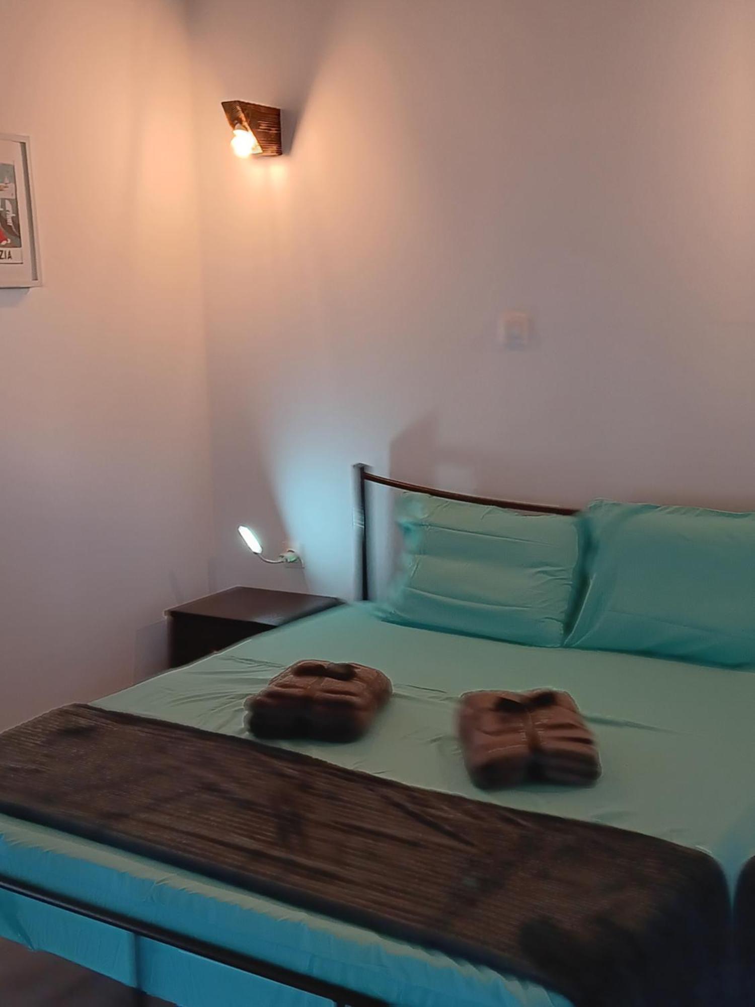 Tolis Rooms Himare Exterior foto